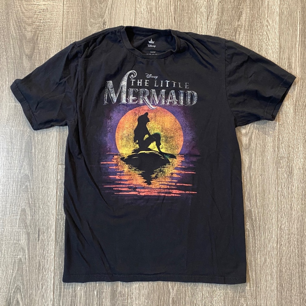 LITTLE MERMAID GRAPHIC TEE